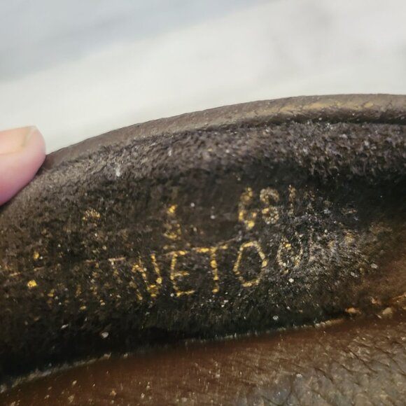 Minnetonka Moosehide Kilty Moccasin Brown Leather Slip-On Loafers Size 8 - Picture 3 of 5